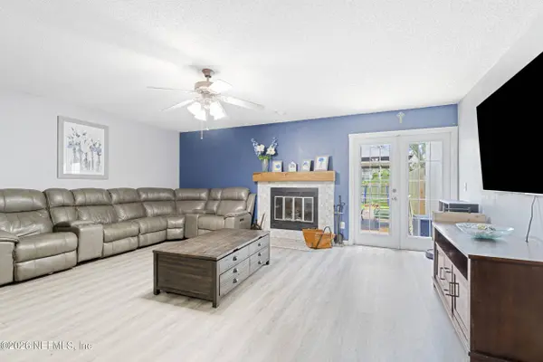 12067 COBBLEWOOD LN N, Jacksonville, FL 32225