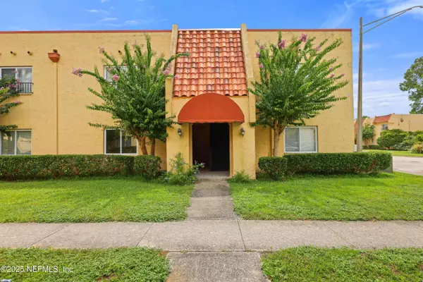 3900 MISSION DR #5, Jacksonville, FL 32217