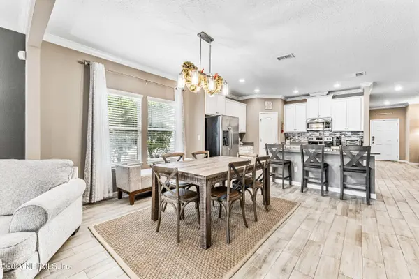 15727 BAINEBRIDGE DR, Jacksonville, FL 32218