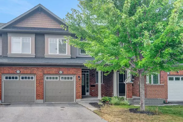 525 Foxlight CIR, Kanata, ON K2M 0L9
