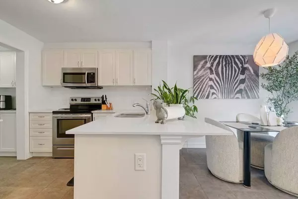 111 Gelderland Private, Kanata, ON K2V 0H8