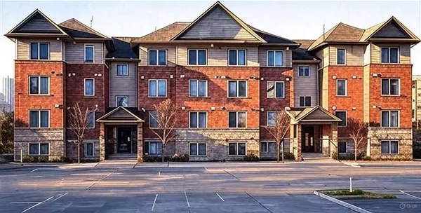 525 Stonefield Private #2, Barrhaven, ON K2G 4R4