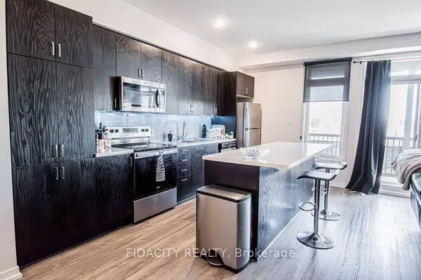 225 Citiplace DR #H, Cityview - Parkwoods Hills - Rideau Shore, ON K2E 0A8