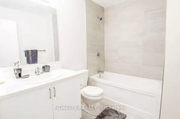 225 Citiplace DR #H, Cityview - Parkwoods Hills - Rideau Shore, ON K2E 0A8