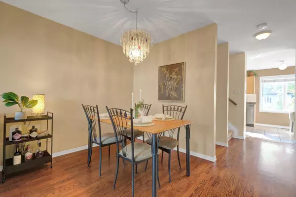 83 Manhattan CRES, Carlington - Central Park, ON K2C 4B8