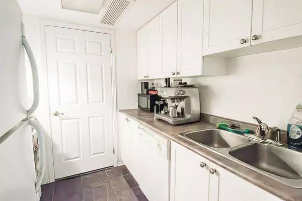 310 Central Park DR #5C, Carlington - Central Park, ON K2C 4G4