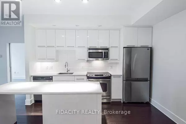 101 Richmond RD #320, Ottawa, ON K1Z0A6