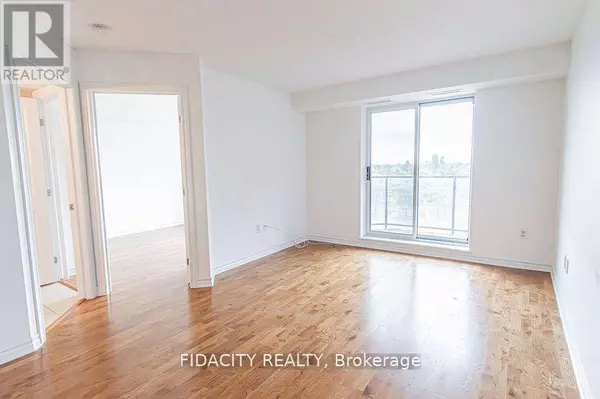 314 Central Park DR #511, Ottawa, ON K2C0R2