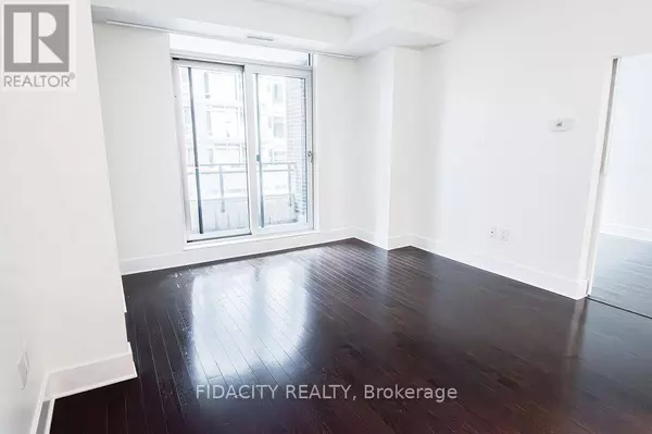 101 Richmond RD #320, Ottawa, ON K1Z0A6