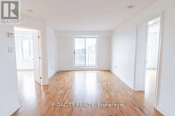 314 Central Park DR #511, Ottawa, ON K2C0R2