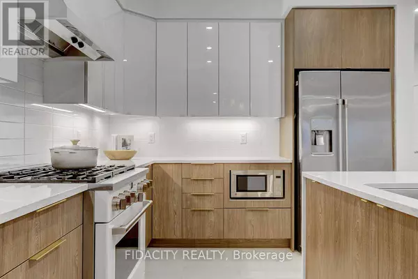 864 MOSES TENNISCO STREET, Ottawa, ON K1K5A2