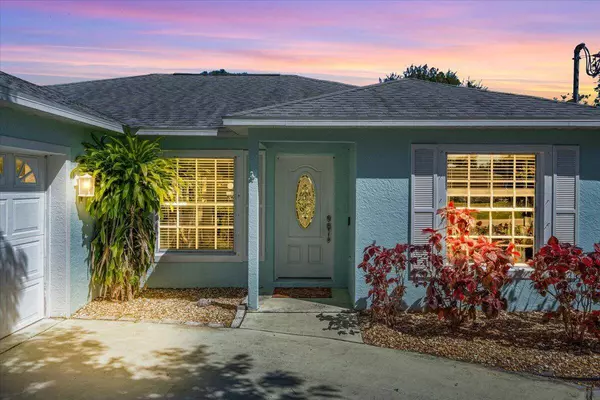 6193 NW Duke CIR, Port Saint Lucie, FL 34983