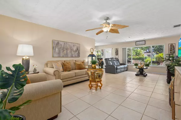 1841 NE 41st ST, Pompano Beach, FL 33064