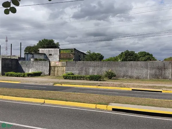 Avenida Circunvalacion Calle Colon Barrio Bolivar, 3301