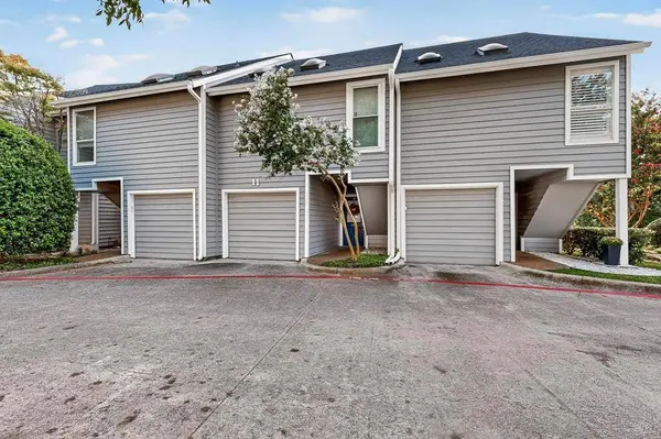 9222 Church Road #114, Dallas, TX 75231