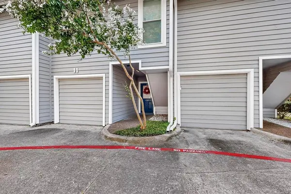 9222 Church Road #114, Dallas, TX 75231