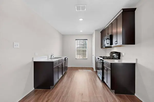 5516 Mcclelland Street, Forney, TX 75126