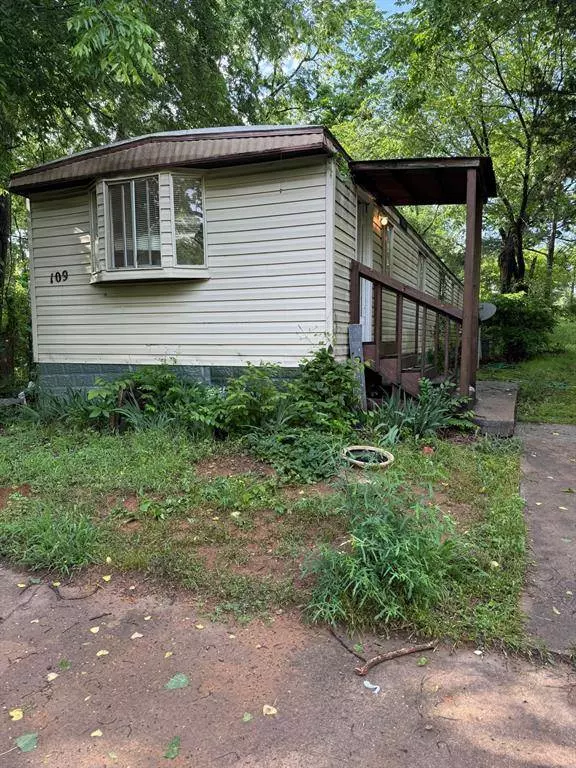 109 E Prospect Street, Denison, TX 75021