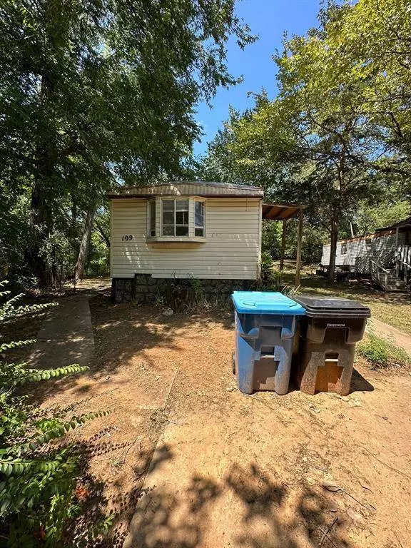 109 E Prospect Street, Denison, TX 75021