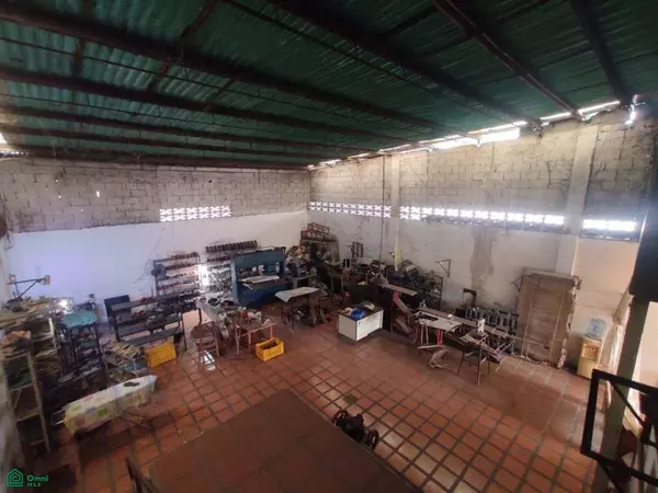 Avenida Circunvalacion Calle Colon Barrio Bolivar, 3301