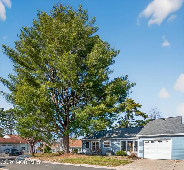 826 Liverpool Circle, Manchester, NJ 08759