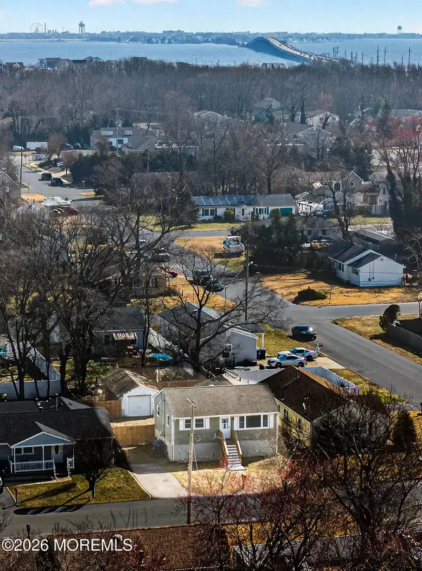 553 Lloyd Road, Toms River, NJ 08753