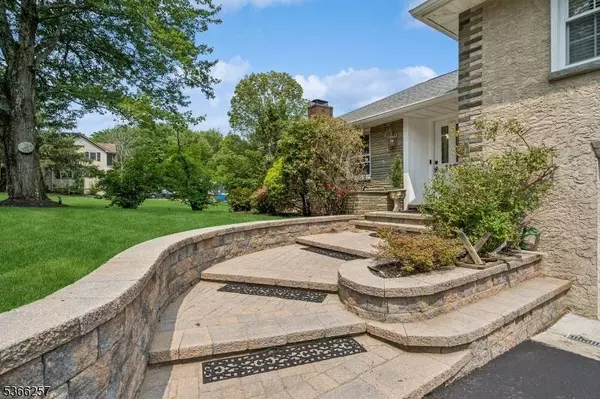 1127 Mountain Avenue, Berkeley Heights Twp., NJ 07922