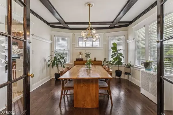 253 E 2Nd Ave, Roselle Boro, NJ 07203