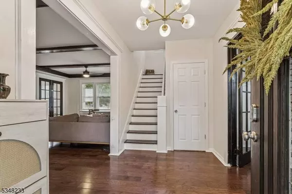 253 E 2Nd Ave, Roselle Boro, NJ 07203