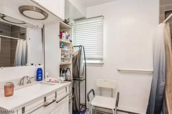 262 Mountain Ave, Springfield Twp., NJ 07081