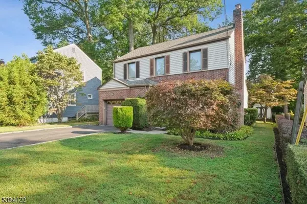 20 Kew Dr, Springfield Twp., NJ 07081