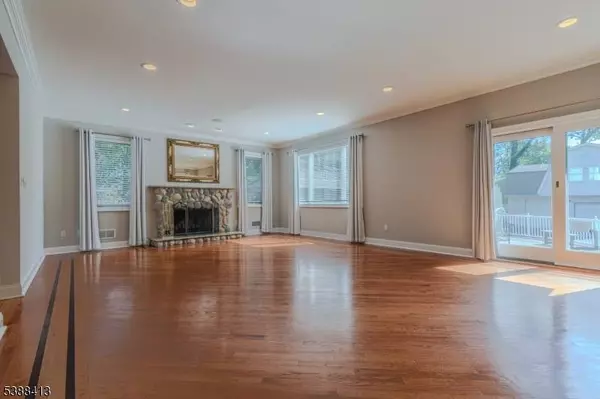 567 Mountain Ave, Springfield Twp., NJ 07081