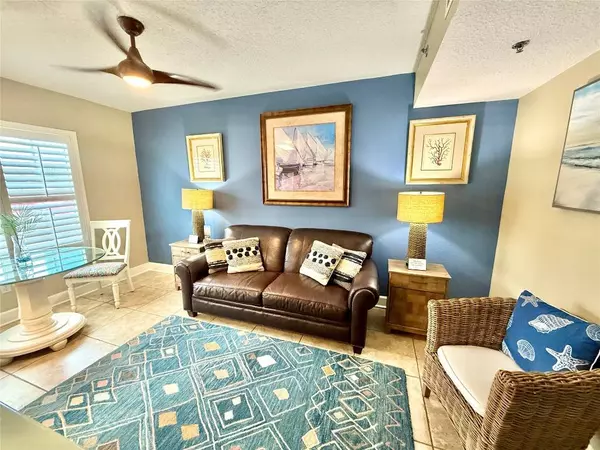 32 FLETCHER #105, Fernandina Beach, FL 32034