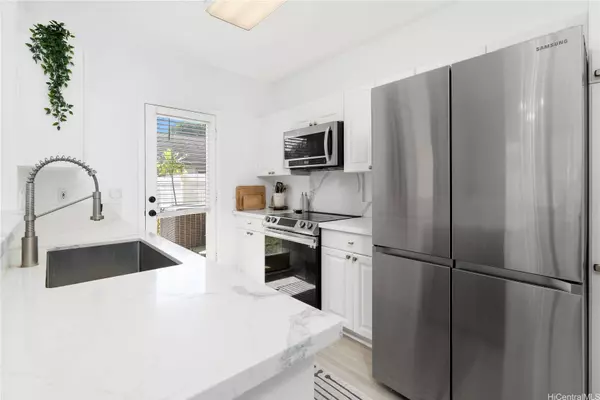 91-1059 Kaimalie ST #2P1, Ewa Beach, HI 96706