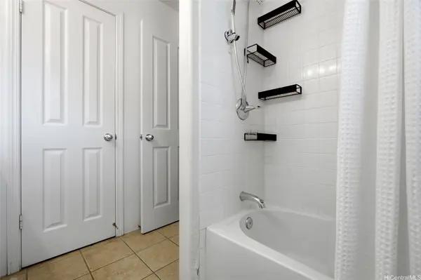 91-1009 Kaipalaoa ST #304, Ewa Beach, HI 96706