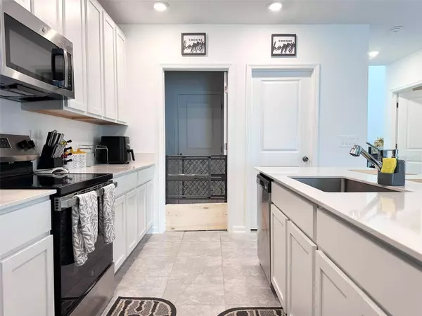 1902 PRESLEY PL, Kissimmee, FL 34746