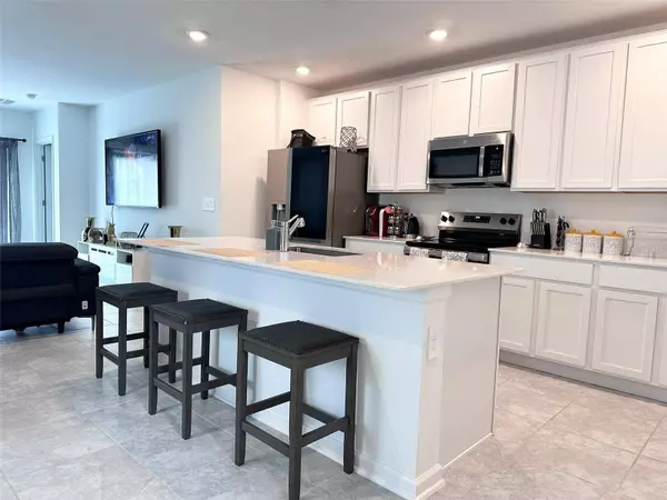 1902 PRESLEY PL, Kissimmee, FL 34746