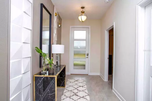 8824 CRUDEN BAY CT, Davenport, FL 33896