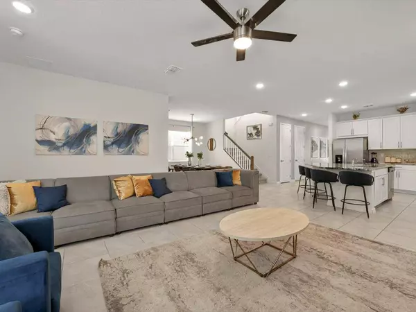 8943 COCONUT BREEZE DR, Kissimmee, FL 34747