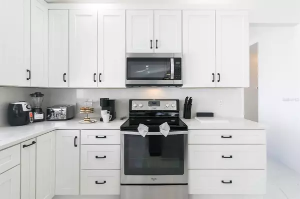 141 CRAEN DR, Davenport, FL 33897