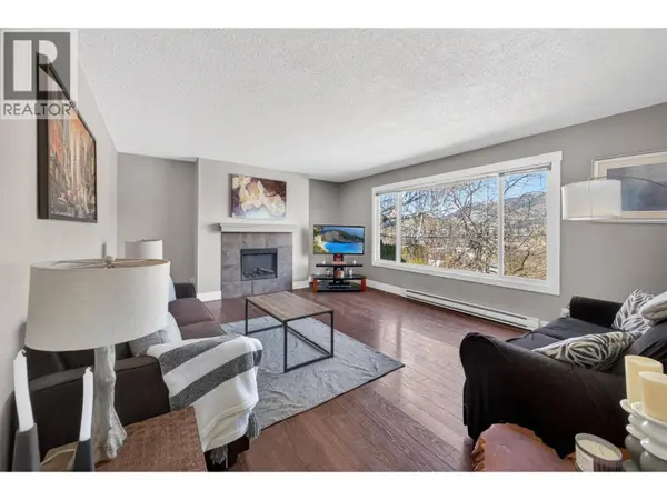 2126 Verde Vista Road, Kelowna, BC V1P1G5