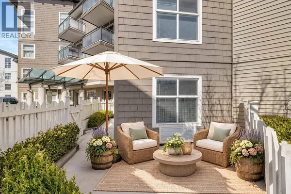 533 Yates RD #100, Kelowna, BC V1V2T7