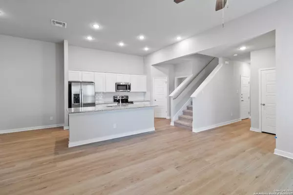 240-244 Nespral, San Antonio, TX 78253