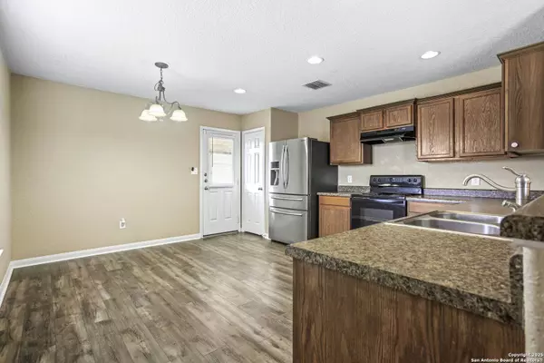 5715 Texas Canyon, San Antonio, TX 78252