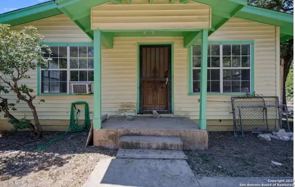 134 Cheyenne, San Antonio, TX 78207