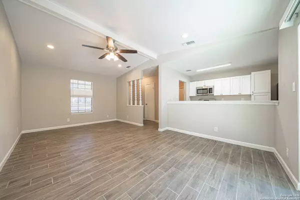 7814 Oak Forest, Live Oak, TX 78233