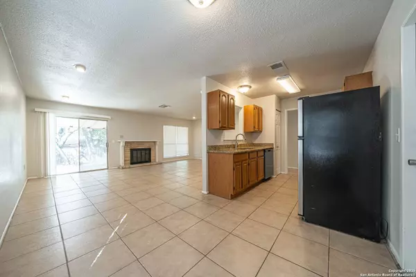 5955 Oak Run, San Antonio, TX 78247