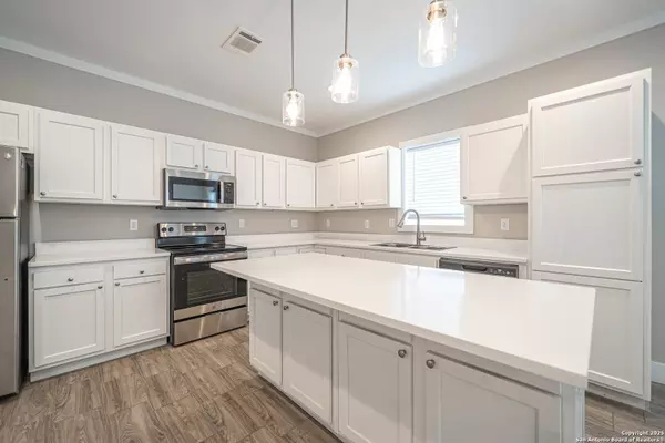 1420 Burleson, San Antonio, TX 78202