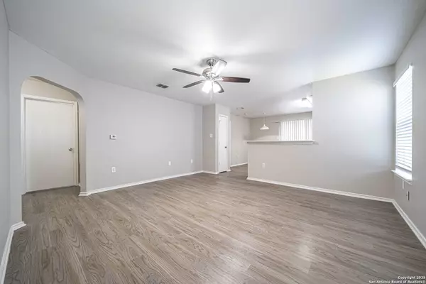 6719 Walnut Valley, San Antonio, TX 78242