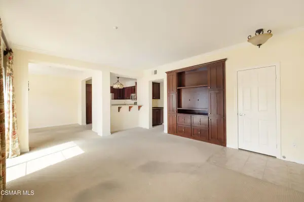 485 Country Club Drive #225, Simi Valley, CA 93065